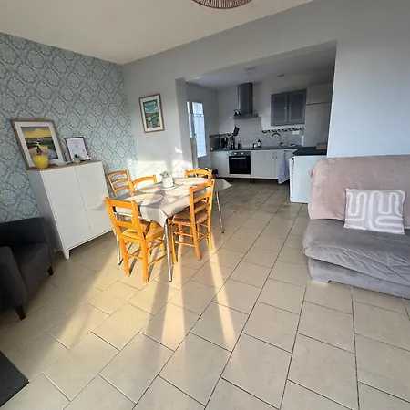 Les Iles D'ici Apartment